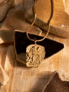 Awe Inspired Freya Necklace, Ancients Collection 2021